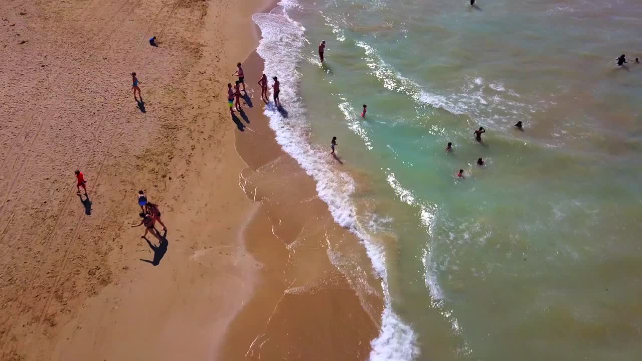 isla verde 해변은 캐롤라이나 푸에르토리코에 있습니다.