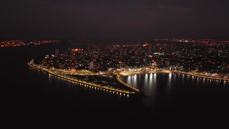 The-city-of-Posadas-seen-from-far-away-at-night