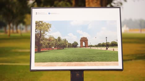 tableta de la puerta de la india que proporciona información