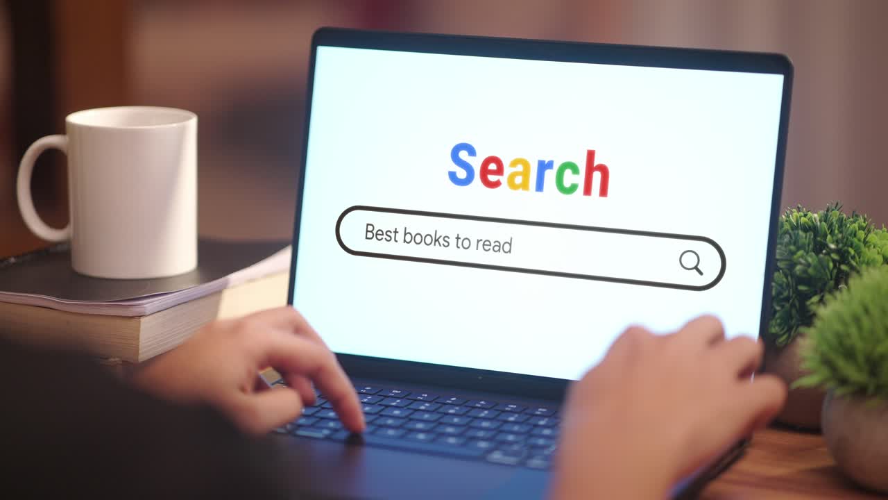 MAN SEARCHING BEST BOOKS TO READ ON INTERNET