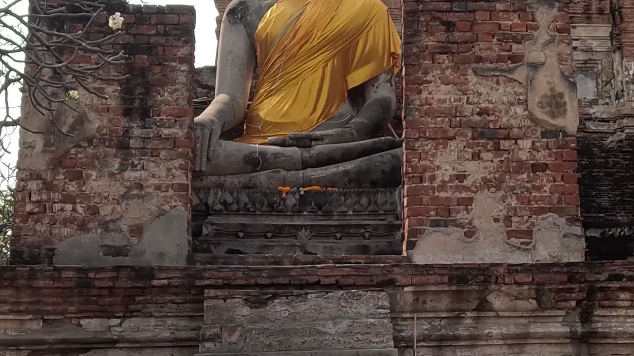 visitas turísticas al sitio histórico del templo budista