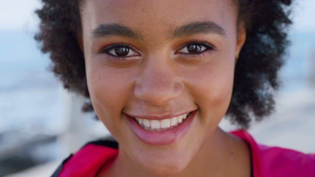 Retrato, de, jovem, mulher preta