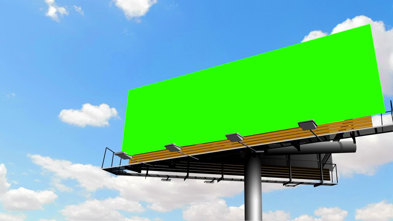cartel vacío con pantalla verde de clave cromática, en el cielo azul con nubes, movimiento de lapso de tiempo, publicidad