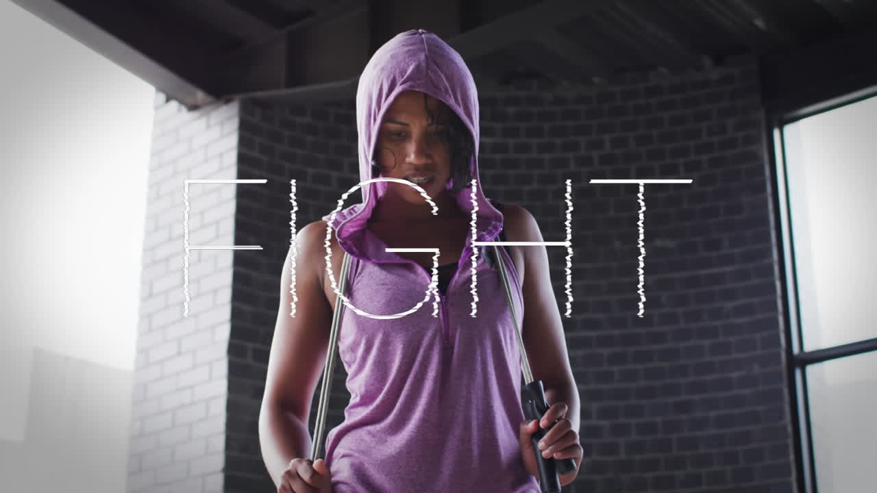 줄을 뛰어넘는 두 인종의 여성에 대한 싸움 텍스트의 애니메이션