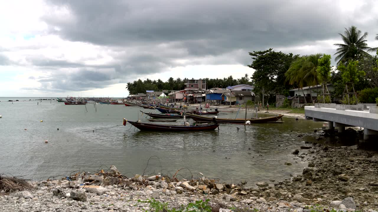 바가에 배가 있는 시 마을