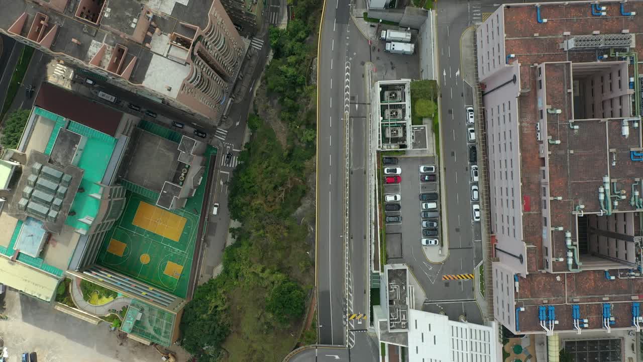 paisaje de la ciudad de macao día tiempo tráfico calle panorámica aérea de arriba hacia abajo 4k china