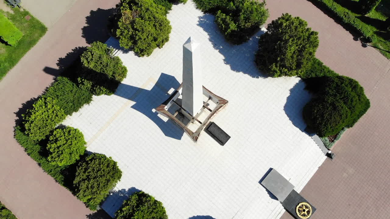 공원에 있는 미지의 군인 기념비