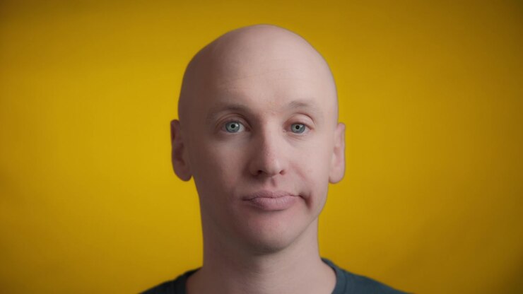 Adult man with a confused face