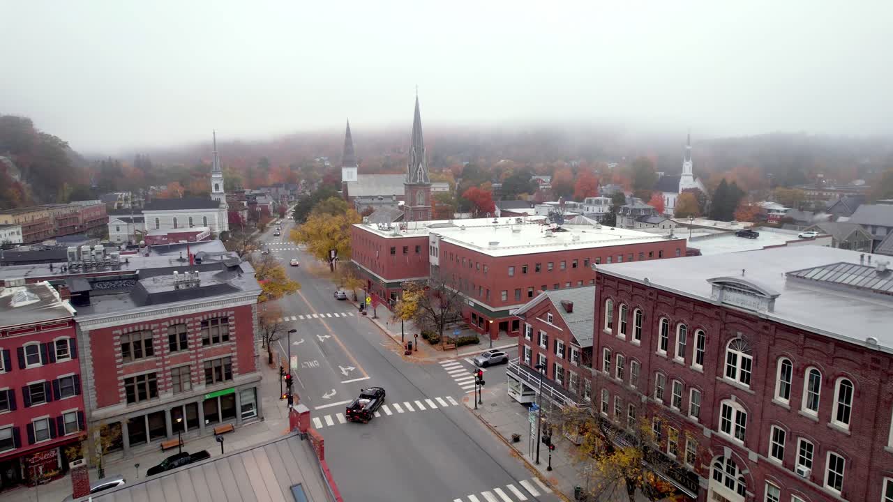 antena montpelier vermont en niebla