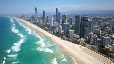 Costa-Dorada-Día-Soleado-De-Verano-Australia-Drone-Por-Taylor-Brant-Película