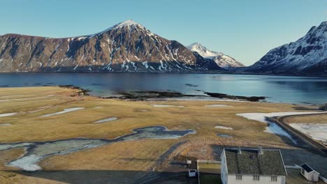 vista aérea de las islas lofoten hermoso paisaje durante el invierno