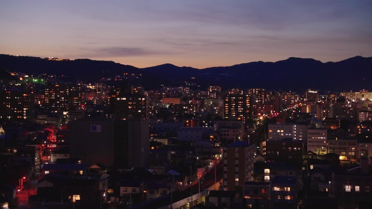 어두워지는 도시 풍경