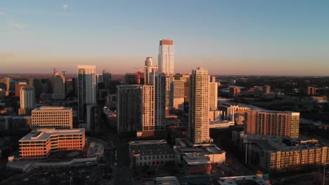 Aerial-Drone-shot-of-Downtown-Austin,-Texas