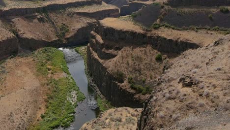 pan of the scablands and palouse river in eastern washington state