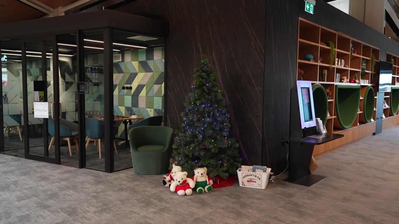 뉴질랜드 블렌하임의 현대 도서관에서 크리스마스