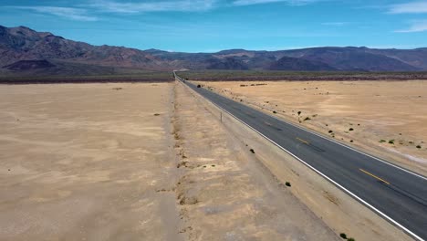 Scenic-Drive-On-Asphalt-Road-In-Death-Valley,-Mojave-Desert,-California