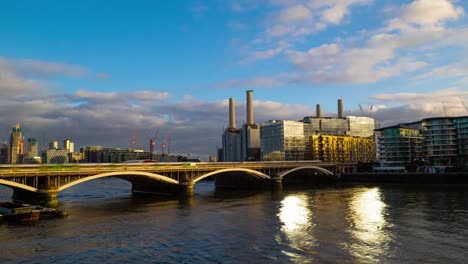 hyperlapse of battersea power station from chelsea bridge