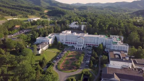 Greenbrier-Resort-flyaway-drone-reverse-summer-West-Virginia-mountains