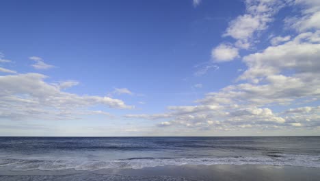 Video of the ocean coastline and waves.