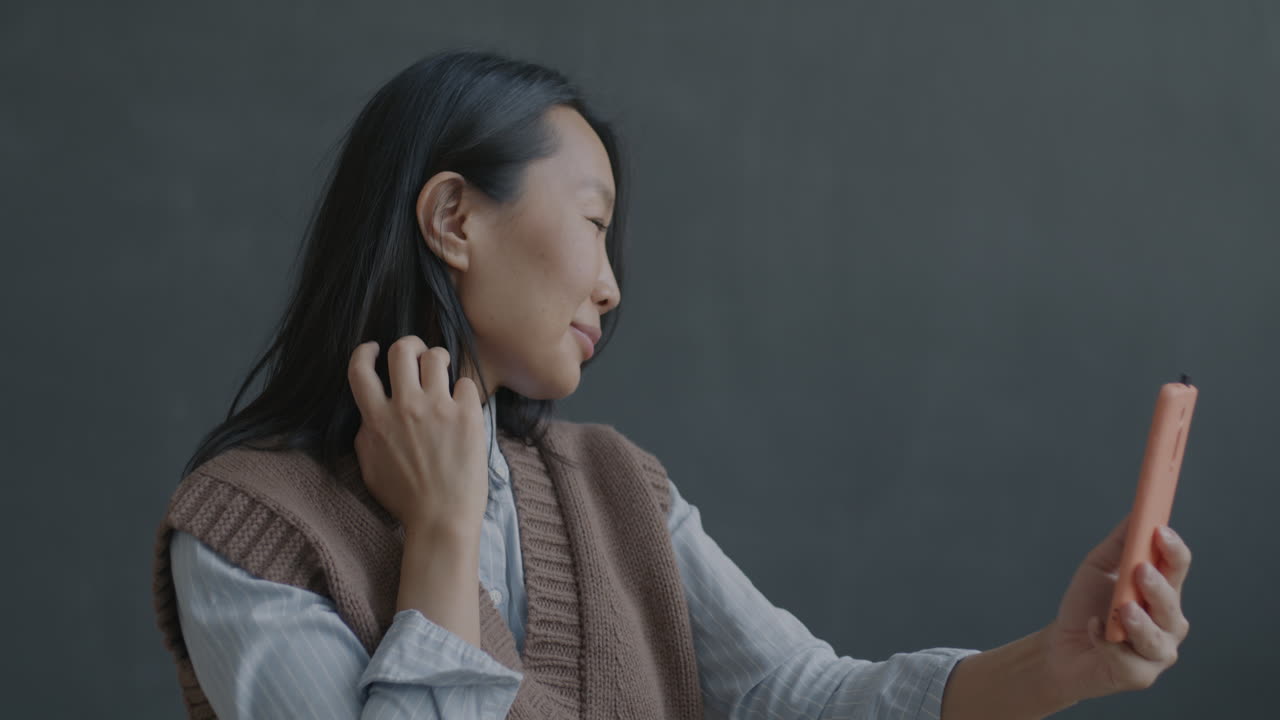 여자는 selfie를 복용