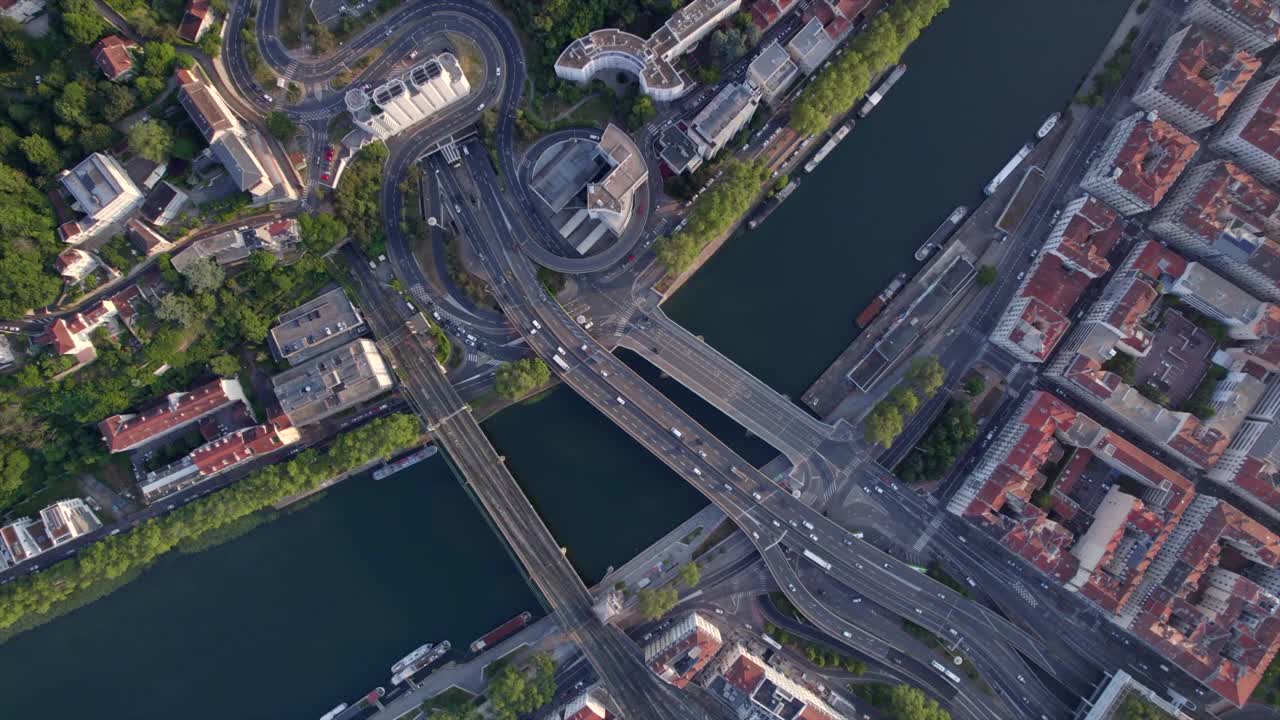 4k 드론 해가 뜨기