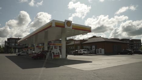 Timelapse of a Shell gas station