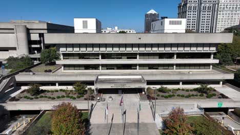 Edificio-De-Oficinas-Municipales-De-La-Ciudad-De-Greensboro