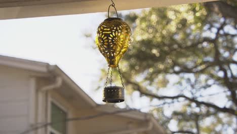 Heißluftballon-Gold-Vogelhäuschen