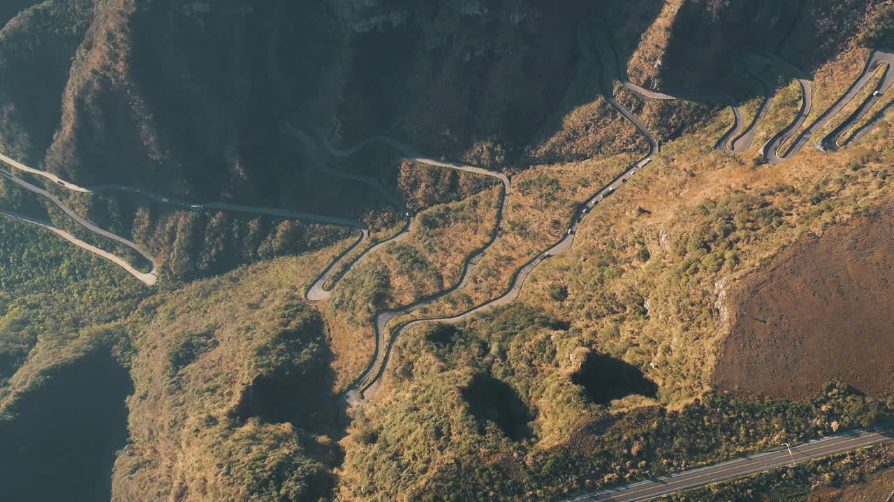 increíble vista aérea de serra do rio do rastro ubicada en bom jardim da serra, brasil