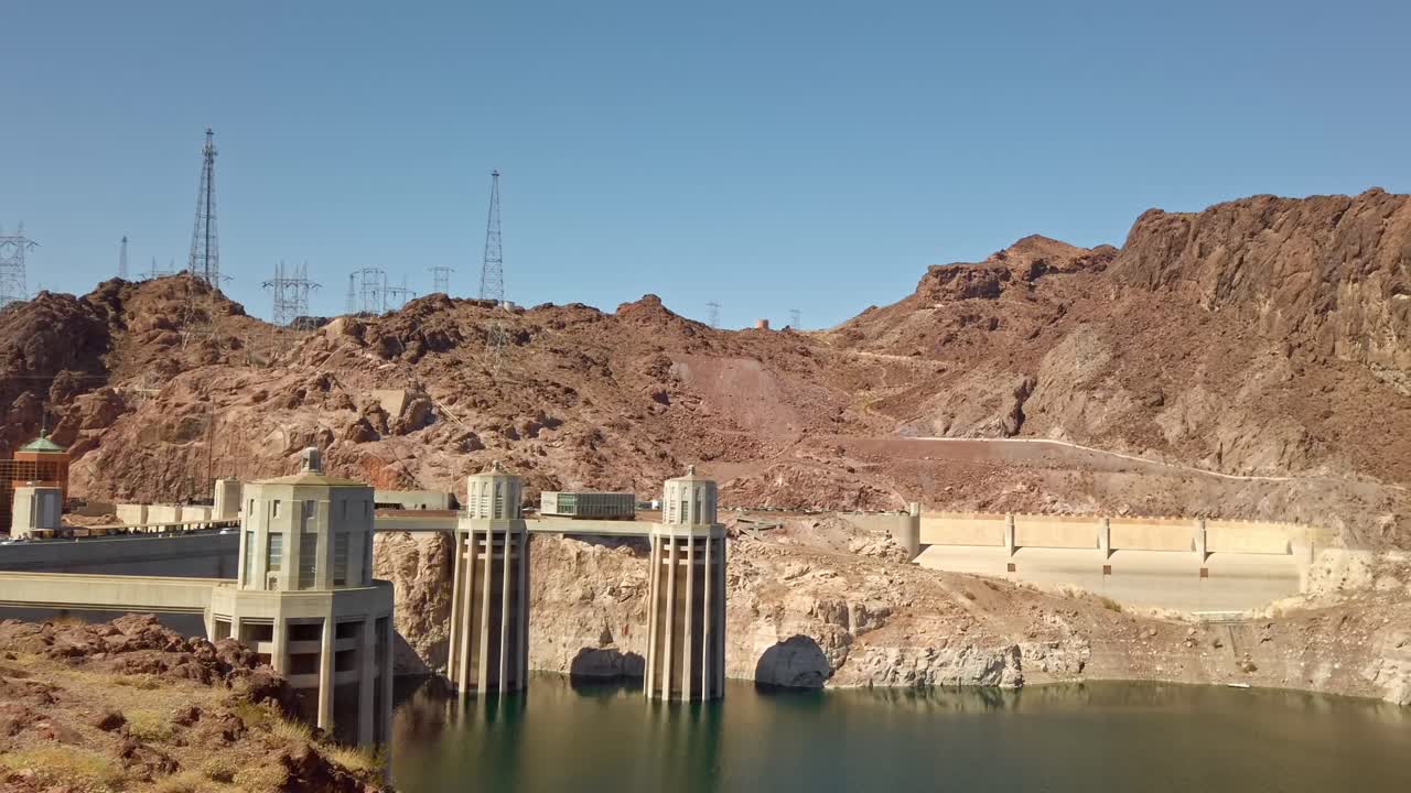 Black Canyon and Hoover Dam view with driving cars in Nevada