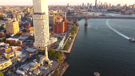 domino park williamsburg hora dorada, nueva york
