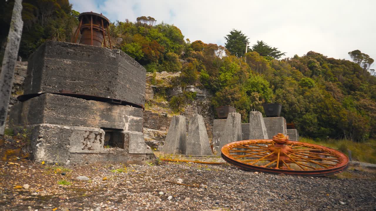 una antigua mina de carbón abandonada en nueva zelanda