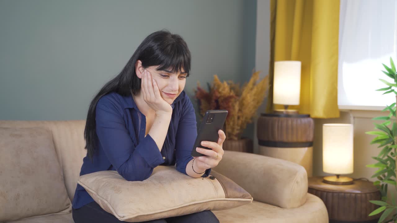 남편을 그리워하는 여자