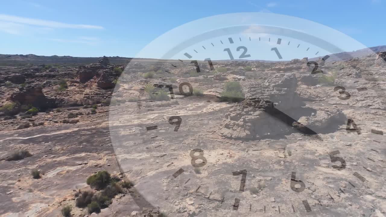 paisaje silvestre con un reloj