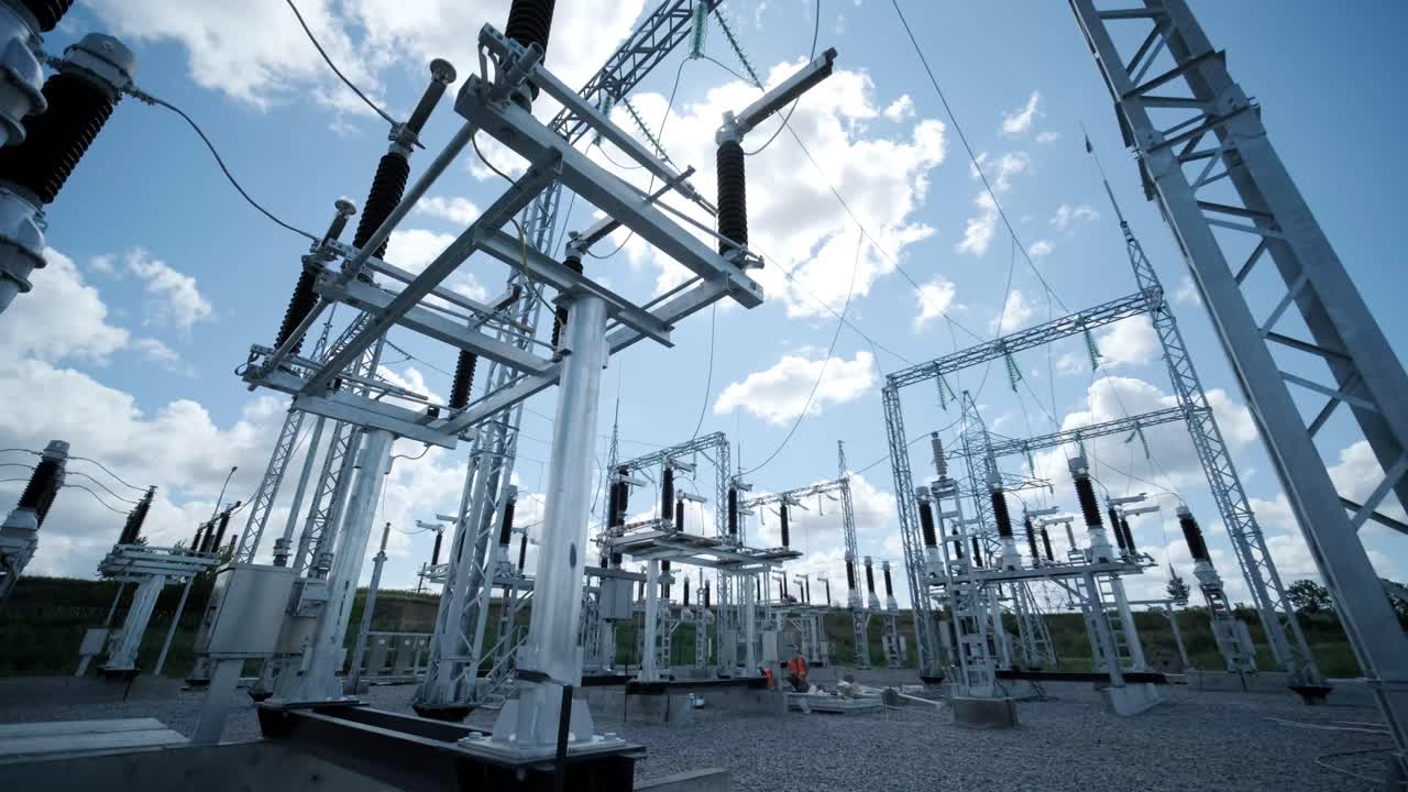 construcción de una subestación de transformadores