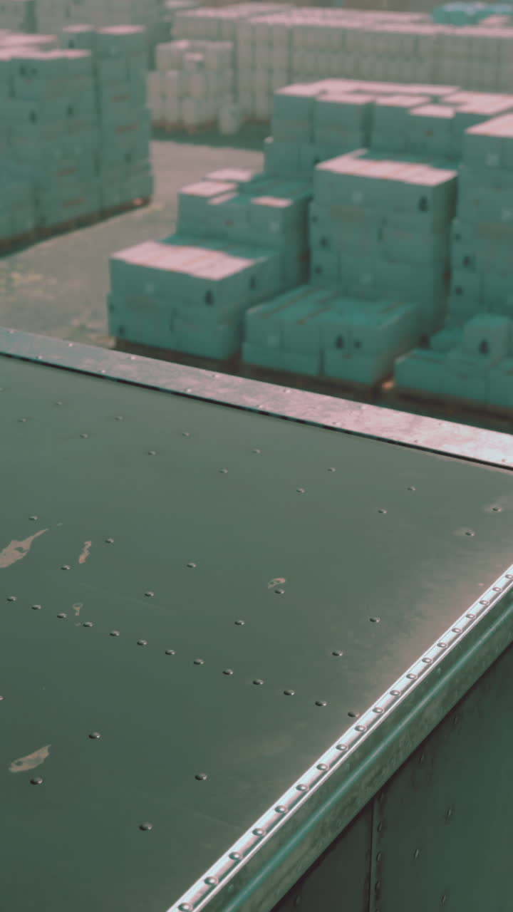 도시의 외 ⁇ 에 있는 큰 산업 지구