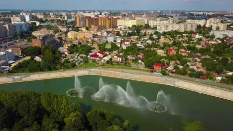 very large dynamic fountain on the river 02