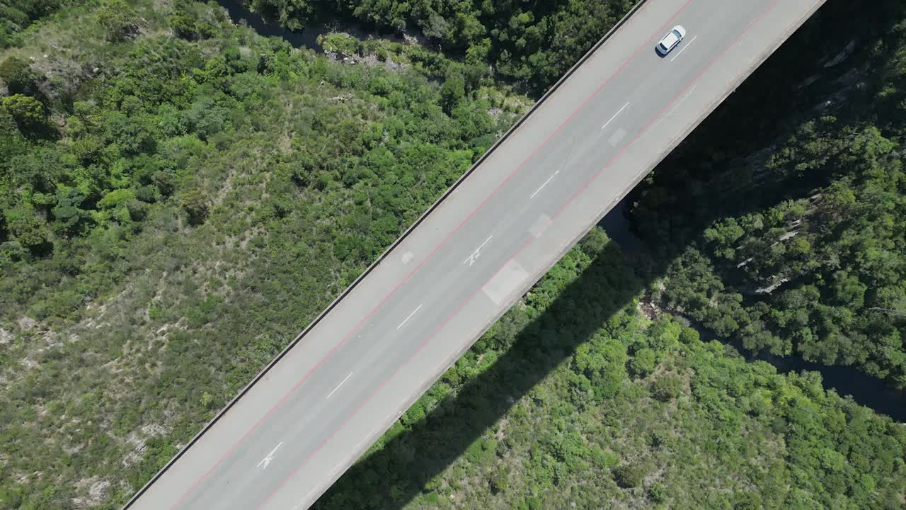puente de bloukrans en la n2 en sudáfrica