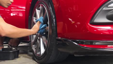 car wheel cleaning