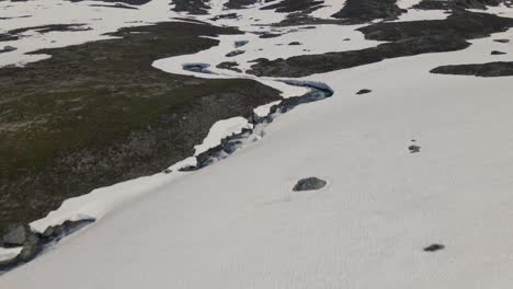 Drone-video-of-the-melting-snow-in-the-mountains