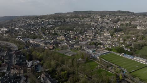 matlock town centre derbyshire, inglaterra vista aérea temporada invierno-primavera