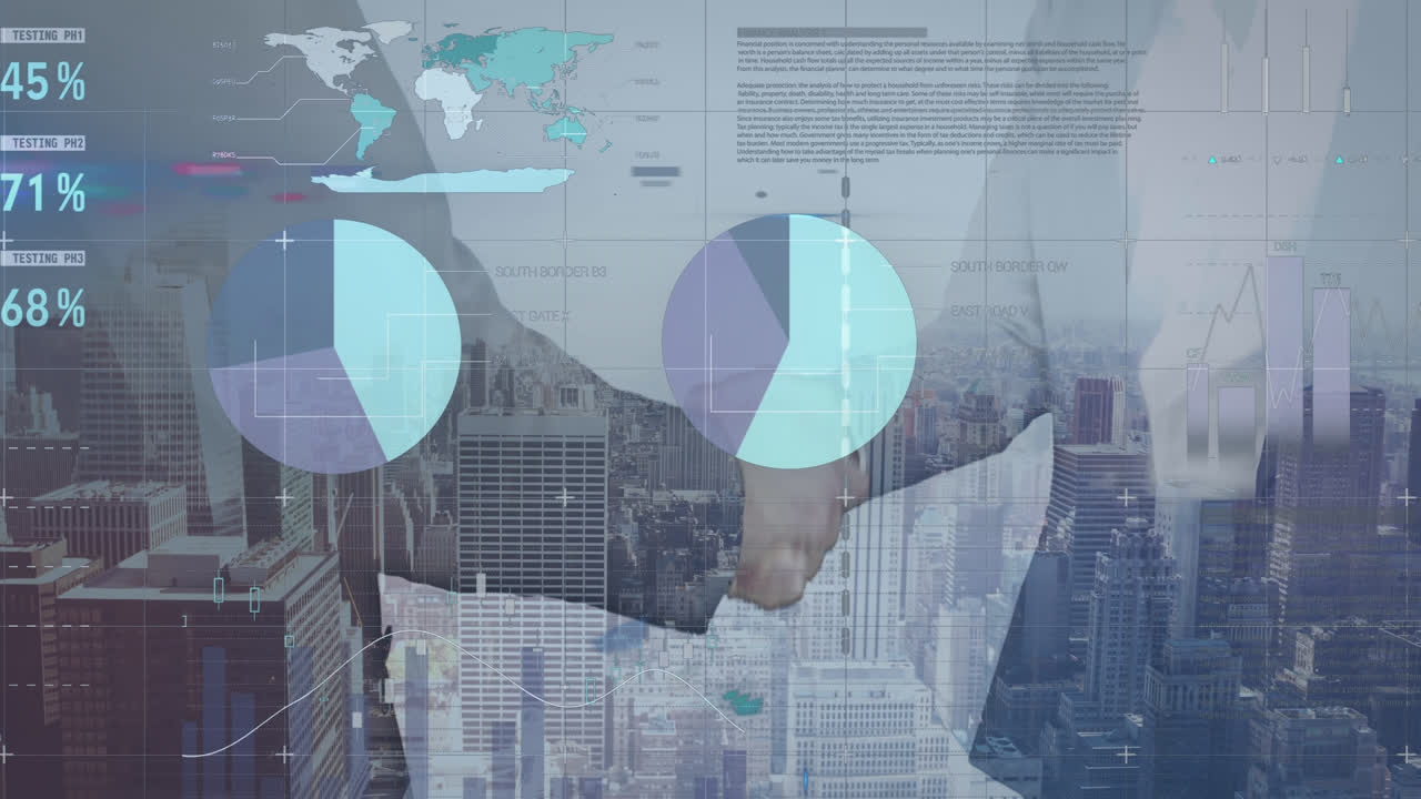 animación del procesamiento de datos financieros sobre el paisaje urbano y hombres de negocios caucásicos estrechando la mano