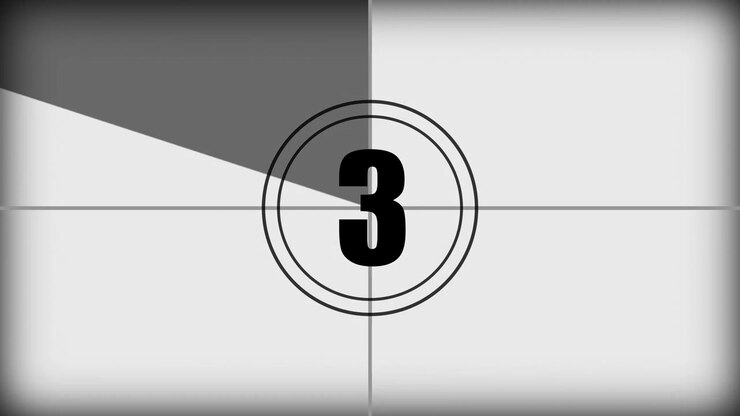 Conto alla rovescia di un film retrò in bianco e nero da cinque a zero