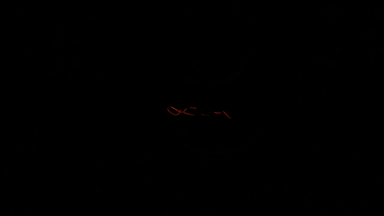 은 바탕에 점진적으로 어두운 전구