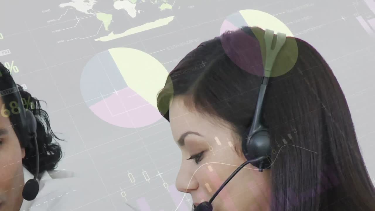 휴대폰 헤드 ⁇ 을 착용한 사업가들에 대한 통계 및 데이터 처리 애니메이션