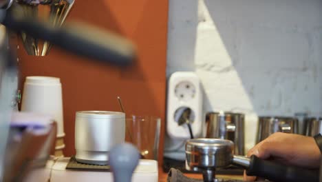 barista preparing coffee