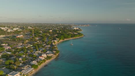 Vista-Aérea-De-La-Parroquia-De-Saint-James,-Bridgetown-Al-Fondo