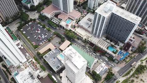 Hawaii-Aerial-Drone-View-Left-to-Right-Pan-of-Waikiki-Beach-Buildings-to-Beach