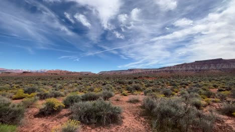 The-beautiful-and-vast-Valley-of-Fire-in-Nevada-on-a-sunny-day