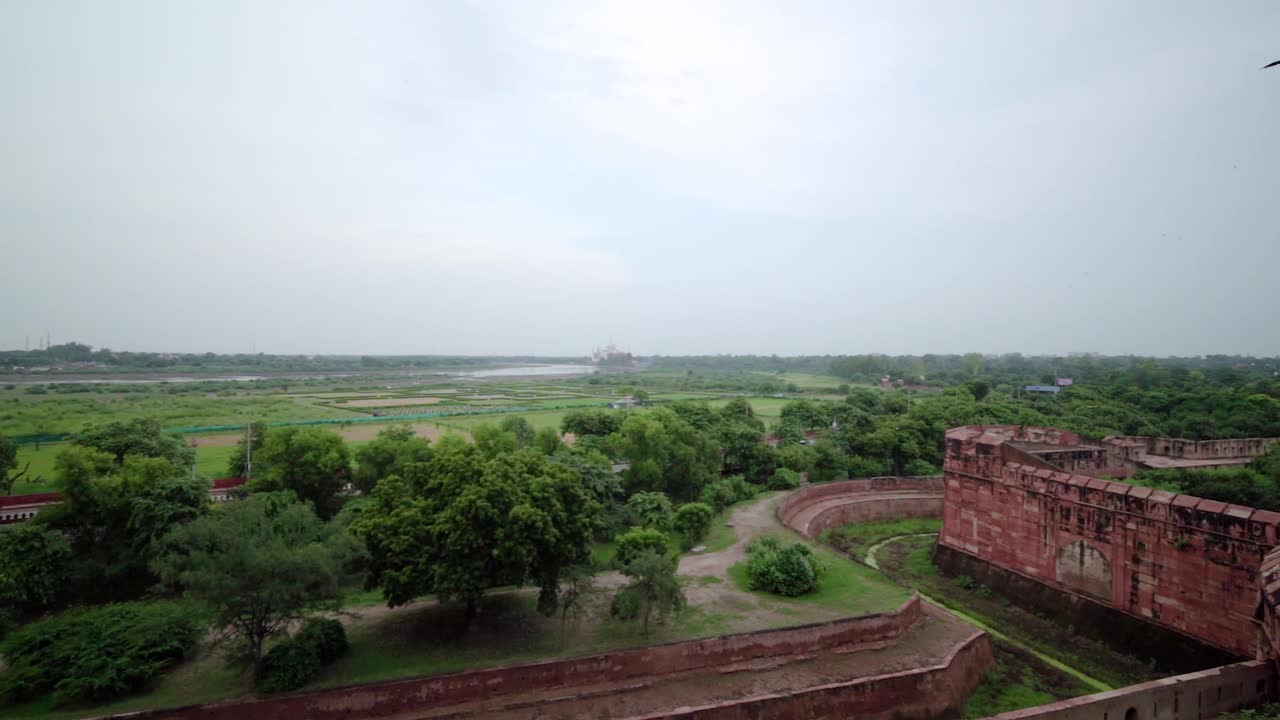 Agra’s Fort is another incredible piece of architecture history built by the Mughals